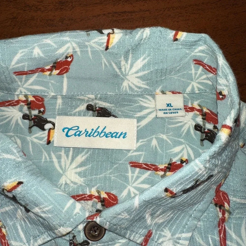 Caribbean Men's XL (Fits XXL) Blue Tropical Bird Rayon Button Down 52